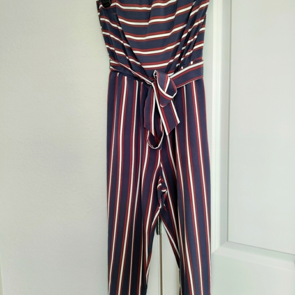 Express striped, strapless jumpsuit size x small - Picture 3 of 4